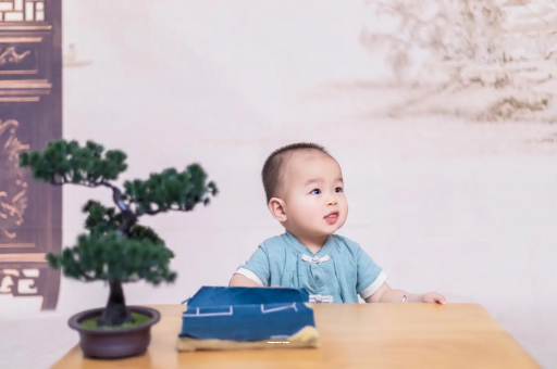 北京代生子机构包男孩宝宝腿纹不对称怎么办